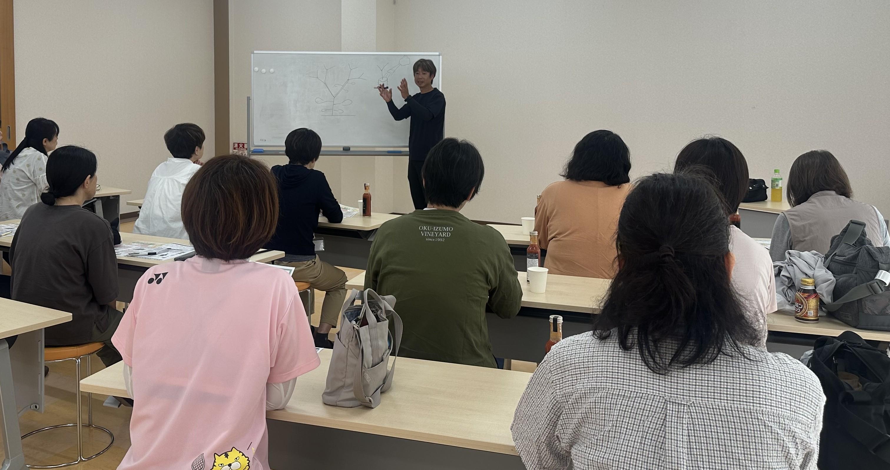 講義の様子(IMG_6818).jpeg