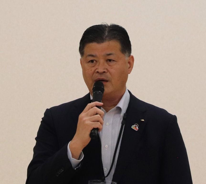 挨拶する越野本部長.JPG
