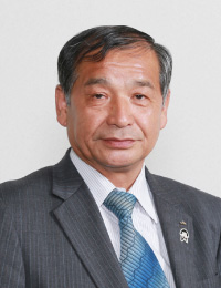 山根 盛治
